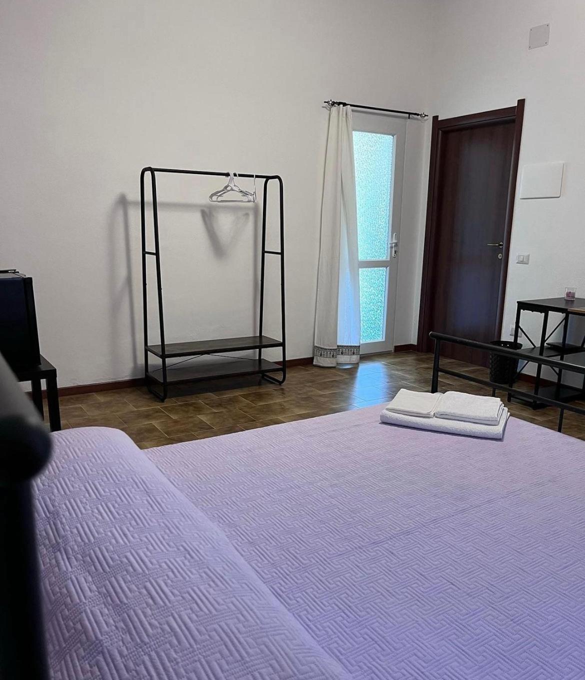 Bidd'E Majori Bed & Breakfast San Priamo Exterior foto